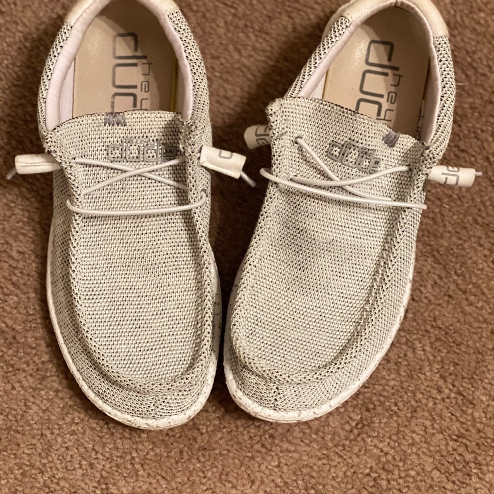 HEY DUDE ! MENS WALLY STRETCH SIZE 8